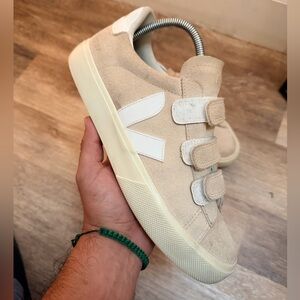 VEJA Recife Suede Velcro Sneakers beige size 10 Women